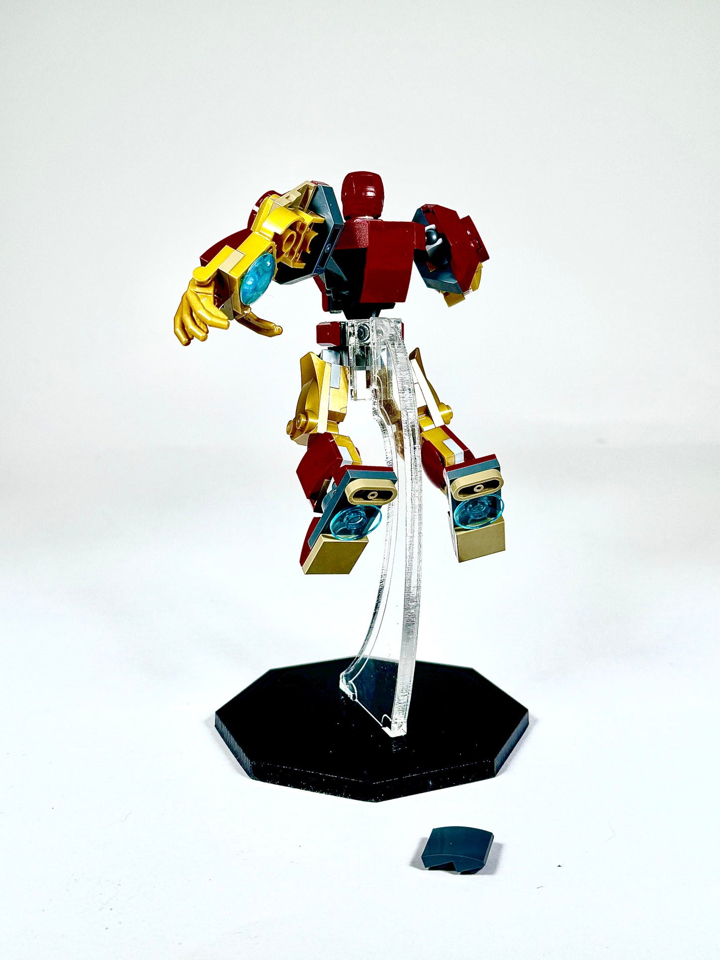 Universal Display Stand for LEGO® Mechs – Dynamic Action Pose Support