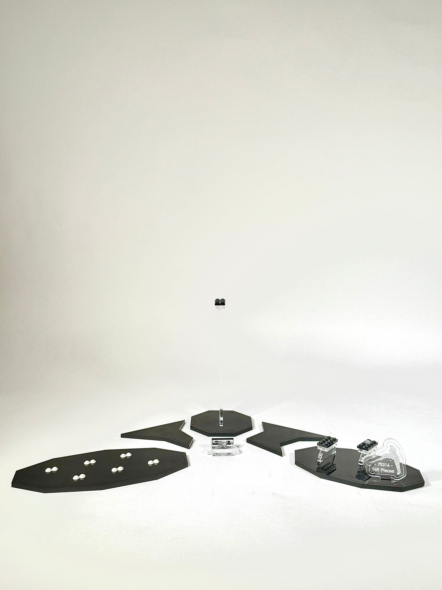 Display Stand designed for LEGO® Bad Batch Attack Shuttle - Marauder (75314)