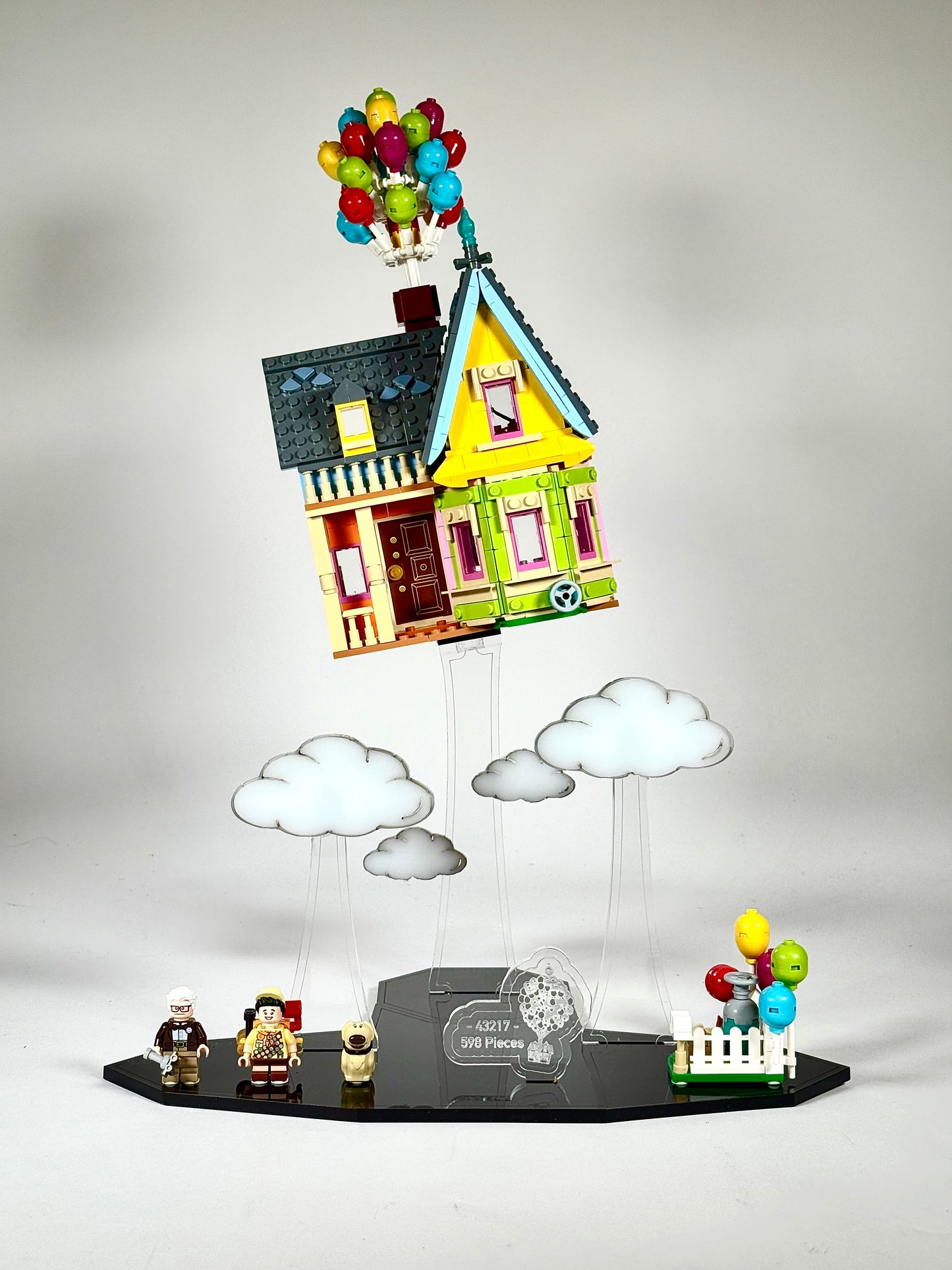 Display Stand designed for LEGO® Up House (43217)