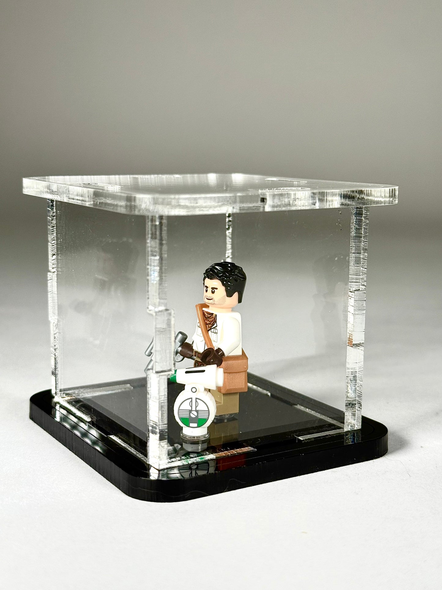 Single Minifigure Display Case