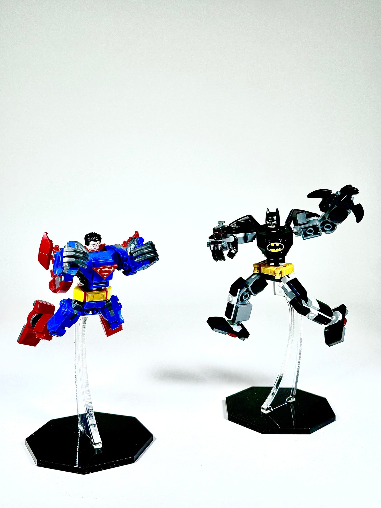 Universal Display Stand for LEGO® Mechs – Dynamic Action Pose Support